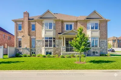57 Tupling Street, Bradford West Gwillimbury, On L3z 0w8