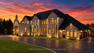56 Orico Court, Vaughan, On L4h 3n5