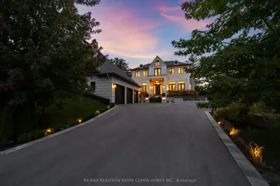 106 Davidson Drive, Vaughan, On L4l 1m4