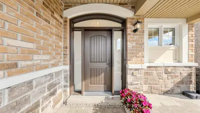 35 Lauderdale Drive, Vaughan, On L6a 4g8