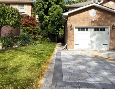 16 Mendys Forest Street Lower, Aurora, On L4g 5a3