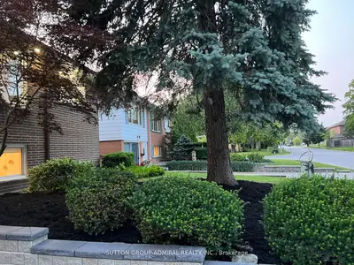 276 Iredale Road Lower, Richmond Hill, On L4c 4r4