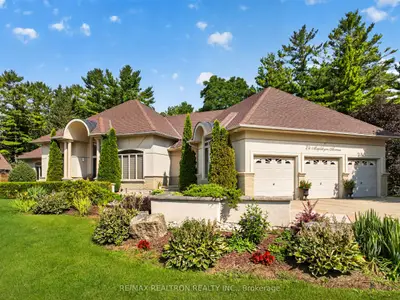 24 Maplehyrn Avenue, East Gwillimbury, On L0g 1v0
