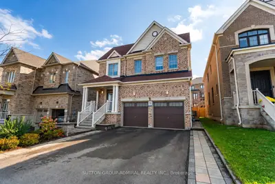 25 Pear Blossom Way, East Gwillimbury, On L9n 0t3