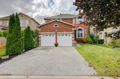 40 Metcalfe Drive, Bradford West Gwillimbury, On L3z 3c7