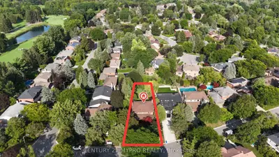 23 Forest Park Crescent, Markham, On L3t 2m5