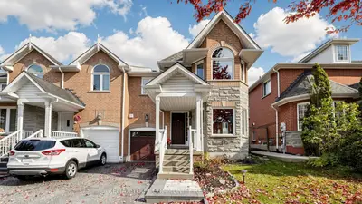 79 Red River Crescent, Newmarket, On L3x 2r6