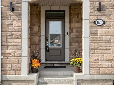 85 Casely Avenue, Richmond Hill, On L4s 0k7