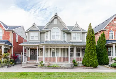 5 Chippenham Lane, Markham, On L6b 1l6