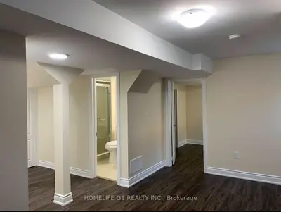 45 Dame Gruev Drive, Markham, On L6e 0m4