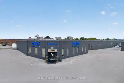 311 Bowes Road Main 1 & 2, Vaughan, On L4k 1j1