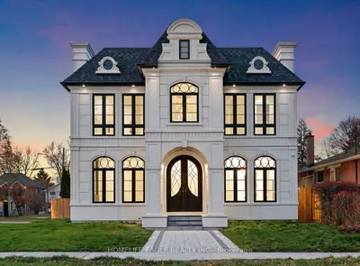 52 Child Drive, Aurora, On L4g 1y5
