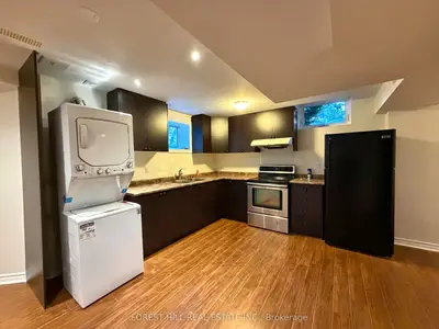 24 Green Ash Crescent Bsmt, Richmond Hill, On L4b 3s1