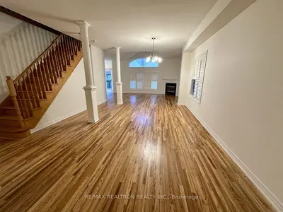 186 Silver Linden Drive, Richmond Hill, On L4b 4g6