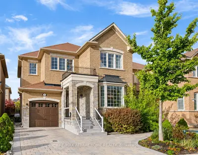 56 Capera Drive, Vaughan, On L4h 3l3