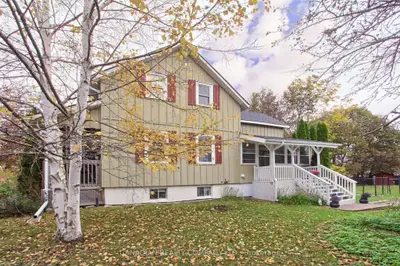 59 Johnston Street, Georgina, On L0e 1n0