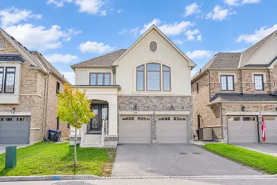 95 Scarlet Way, Bradford West Gwillimbury, On L3z 0t4
