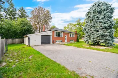 308 Rupert Avenue, Whitchurch-stouffville, On L4a 1c9