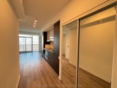 28 Interchange Way 2008, Vaughan, On L4k 0p8