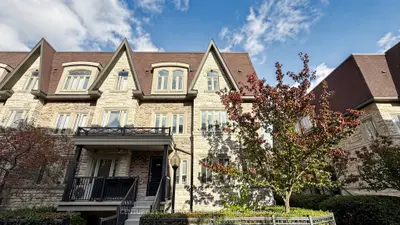 320 John Street 202, Markham, On L3t 0b1