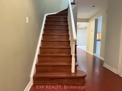 62 Wetherby Circle, Markham, On L3t 7r6
