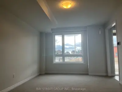 26 Robert Eaton Avenue, Markham, On L3s 0g3