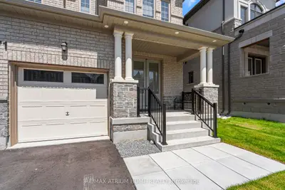 71 Silk Twist Drive, East Gwillimbury, On L9n 0w4