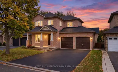 378 Spruce Grove Crescent, Newmarket, On L3x 2x3