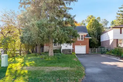 90 Bedford Park Avenue, Richmond Hill, On L4c 2n8