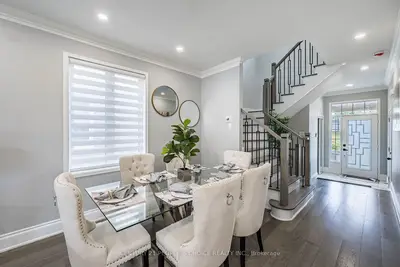 211 Wildberry Crescent, Vaughan, On L4h 2h7