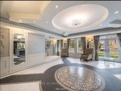 28 Prince Regent Street 336, Markham, On L6c 0v5