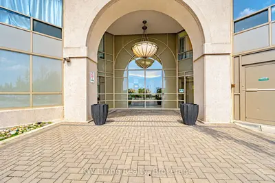 9015 Leslie Street 305, Richmond Hill, On L4b 3b6