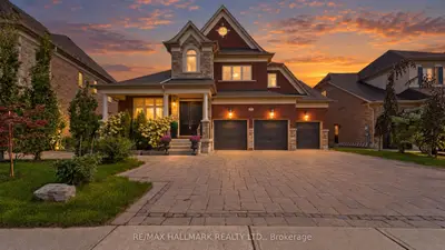21 Skyline Trail, King, On L7b 0a1