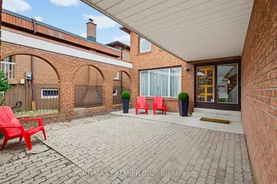 33 Houston Road, Vaughan, On L4l 1v2