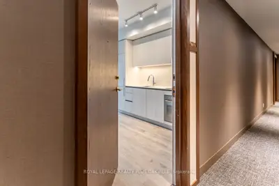 7890 Jane Street 3801, Vaughan, On L4k 0k9