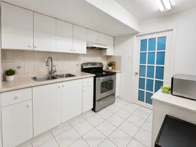 75 Rembrandt Drive Bsmt, Markham, On L3r 4w6