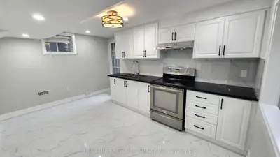 17 Pelister Drive (basement), Markham, On L6e 0m4