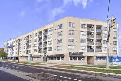 160 Wellington Street E 304, Aurora, On L4g 1j3