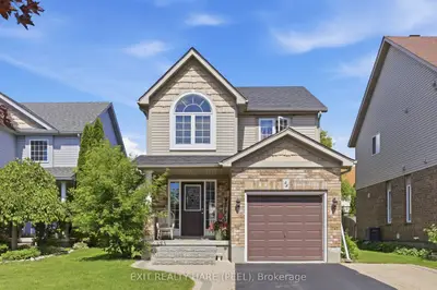 43 Stoneham Street, New Tecumseth, On L9r 2e6