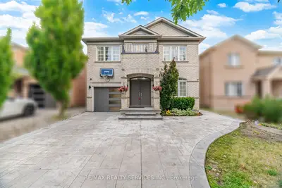 45 Skylark Drive, Vaughan, On L4h 2c3