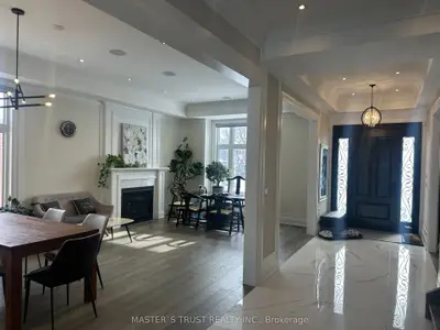 140 Sherwood Forest Drive, Markham, On L3p 1r3