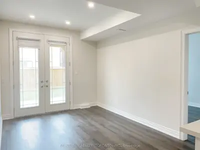 10 Drizzel Crescent Lower, Richmond Hill, On L4e 1g7