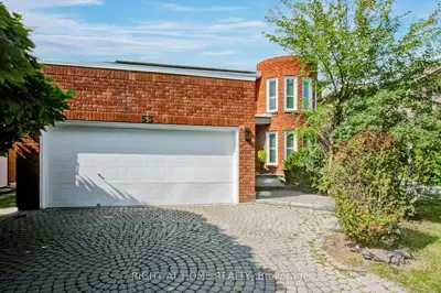 53 Waltham Crescent, Richmond Hill, On L4b 1z3