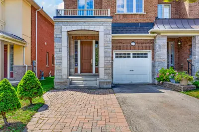 112 Lacewood Drive, Richmond Hill, On L4s 0e6
