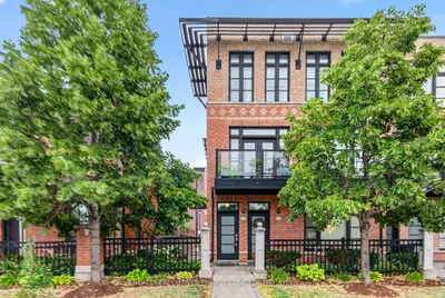 8161 Kipling Avenue 59, Vaughan, On L4l 2a3