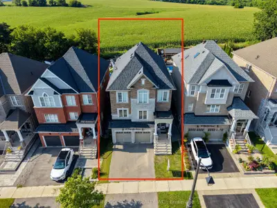 40 Ridge Gate Crescent, East Gwillimbury, On L0g 1m0