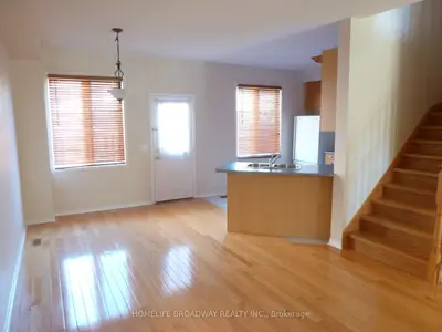 102 Emery Hill Boulevard, Markham, On L6c 2s6