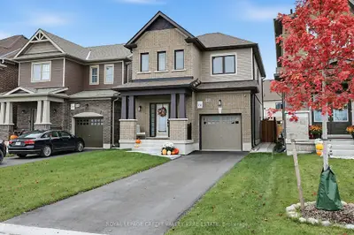 112 Lorne Thomas Place, New Tecumseth, On L9r 0t8