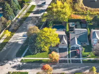 331 John Bowser Crescent, Newmarket, On L3y 7p3