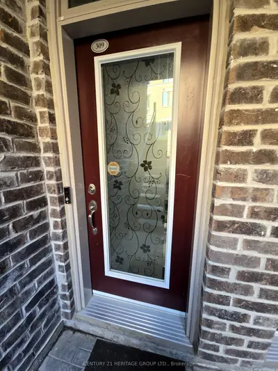 20 Dunsheath Way 309, Markham, On L6b 1n3